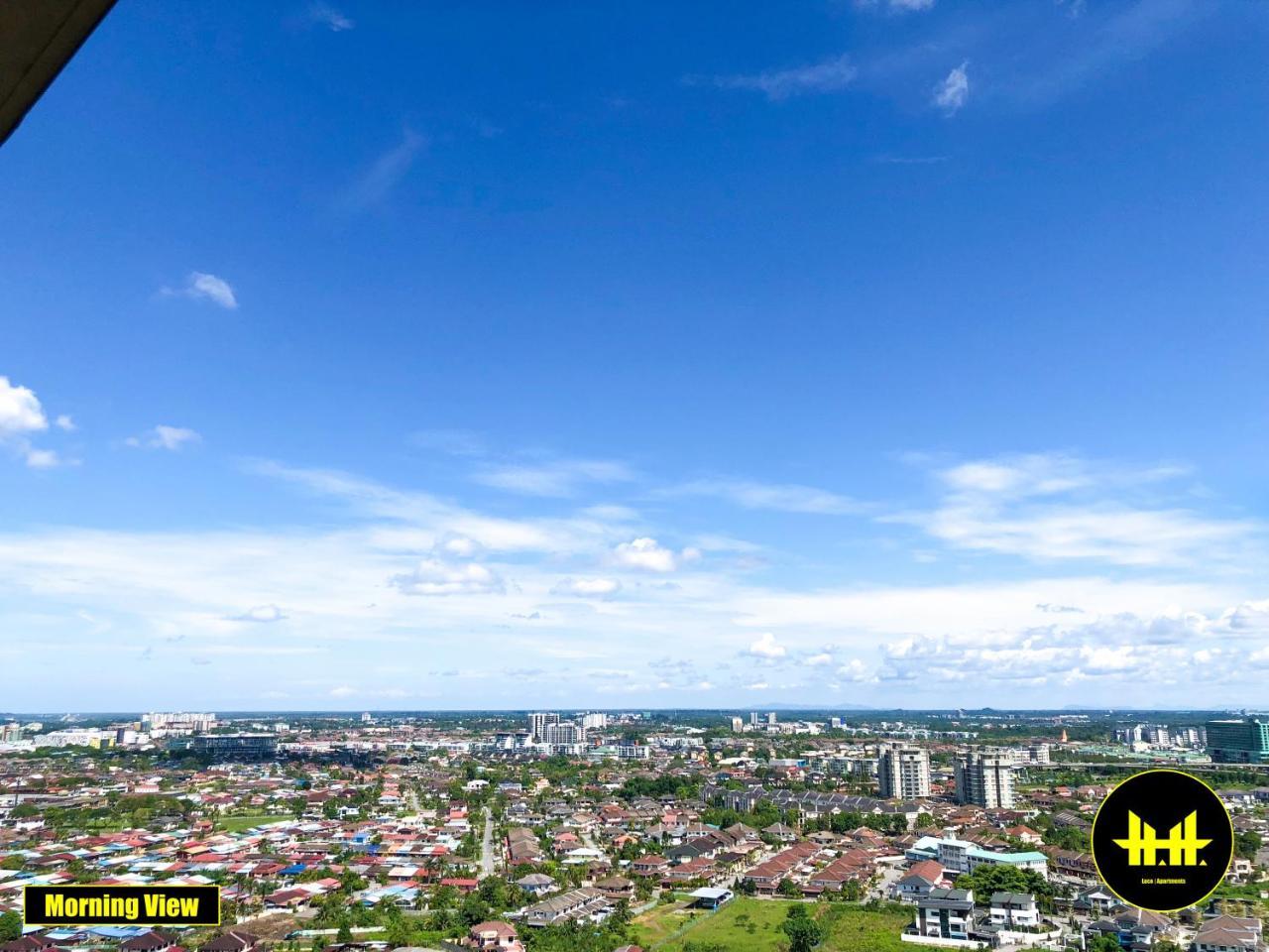 Luco Apartments @ Imperial Suites Кучінг Екстер'єр фото