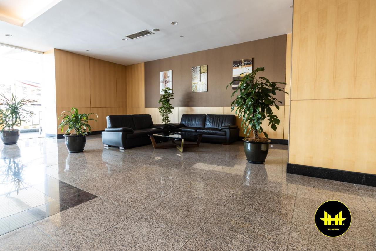 Luco Apartments @ Imperial Suites Кучінг Екстер'єр фото