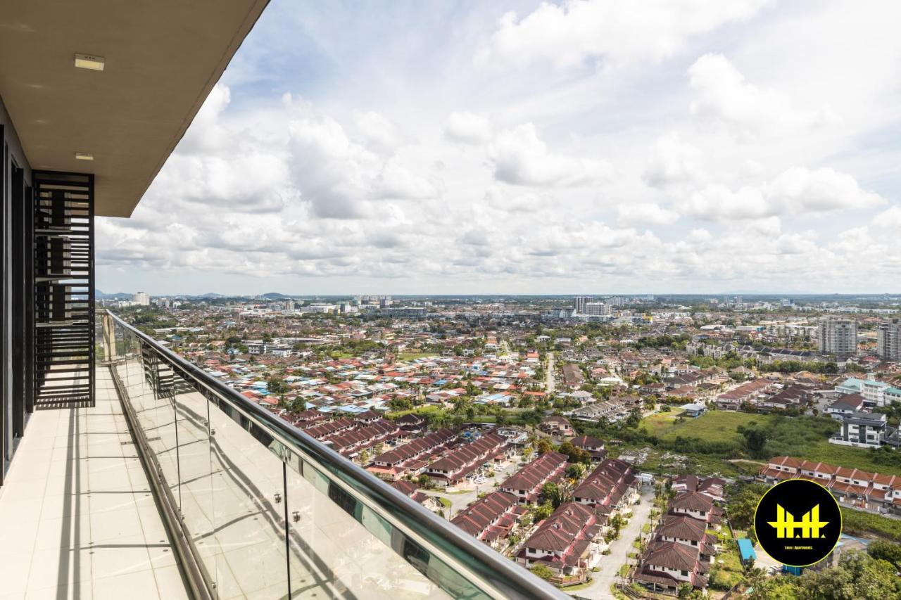 Luco Apartments @ Imperial Suites Кучінг Екстер'єр фото